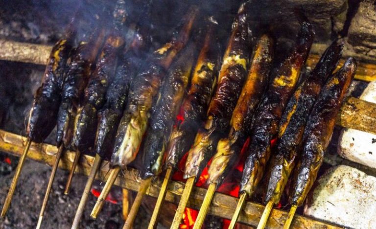 Sensasi Pedas Kaya Rempah Mangut Lele Khas Yogyakarta