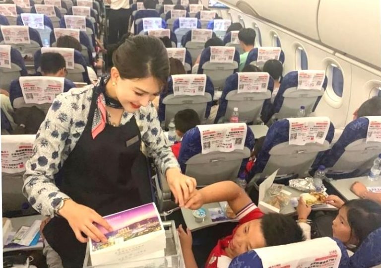 Maskapai China Merugi, 90.607 Penerbangan Dibatalkan Karena Corona