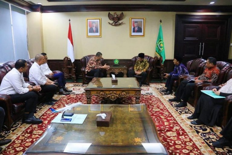 Menag Minta Garuda Sediakan Layanan Eyab