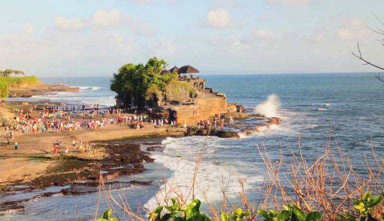 Takut Pulang Ke Negaranya,1.421 Wisatawan China Pilih Tetap Tinggal di Bali
