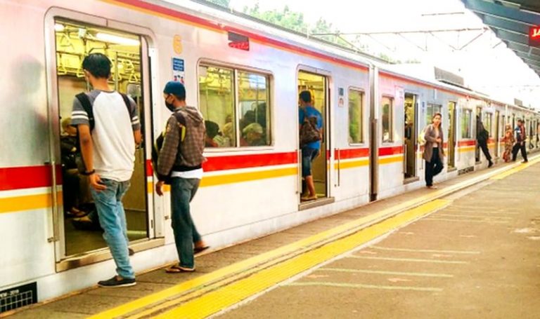 Jadwal Commuterline,Transjakarta,MRT,dan LRT Mulai Berubah Hari Ini