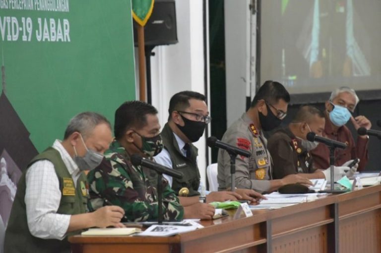 Pemda Jabar Sudah Salurkan 20.600 Paket Bansos Bagi Terdampak Covid-19