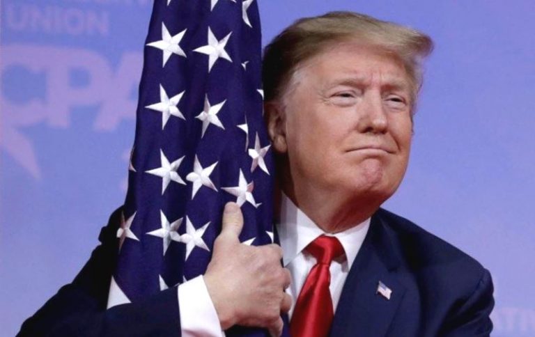 Kedatangan Turis di Amerika Akan Diperiksa Ketat Tes Corona