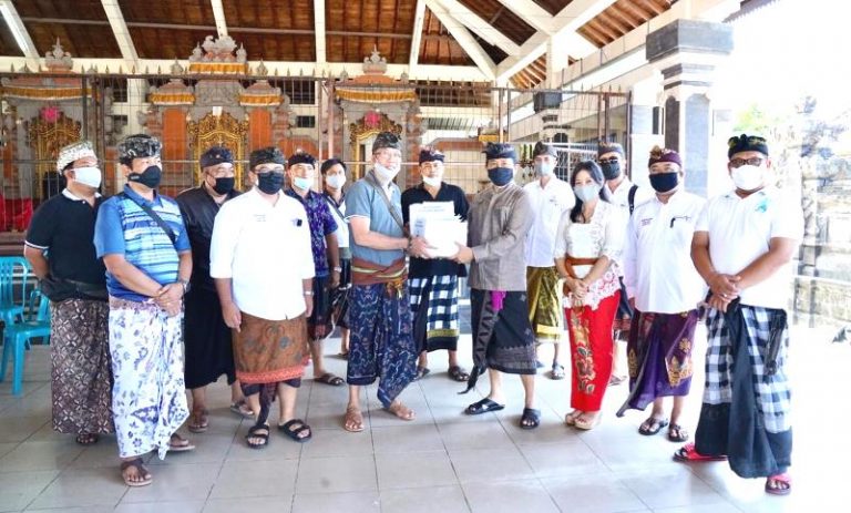Estepers Bali Bagikan Masker di Nusa Dua,Cegah Penyebaran Corona