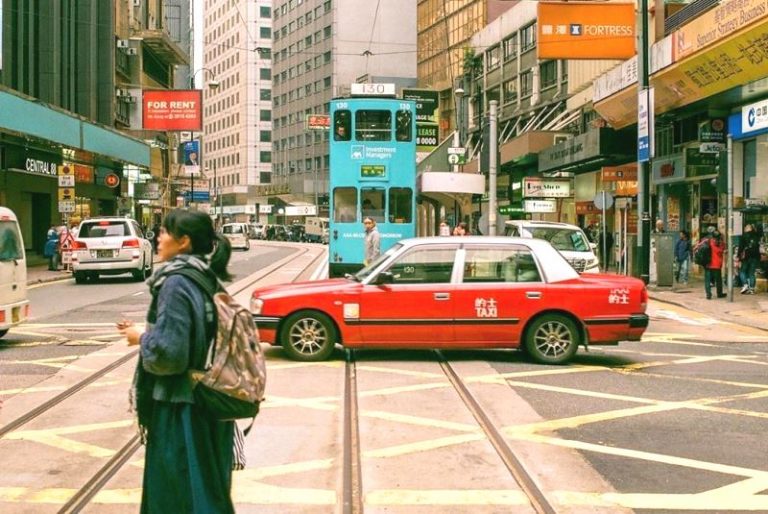 Hong Kong Perpanjang Travel Ban,Kecuali Anggota Pos Konsuler.