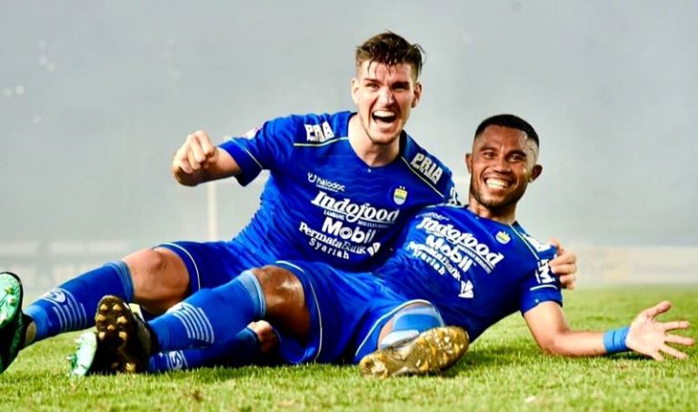 Bek Persib Asal Belanda Ini Pilih Tinggal Di Bandung