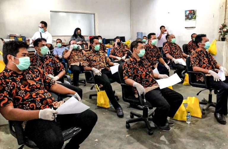 Pelatihan Khusus Pengemudi yang Bertugas Antar Tenaga Medis Covid-19