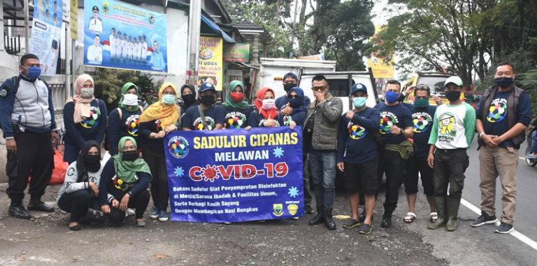 Sadulur Cipanas Salurkan Bantuan Untuk Terdampak Covid-19