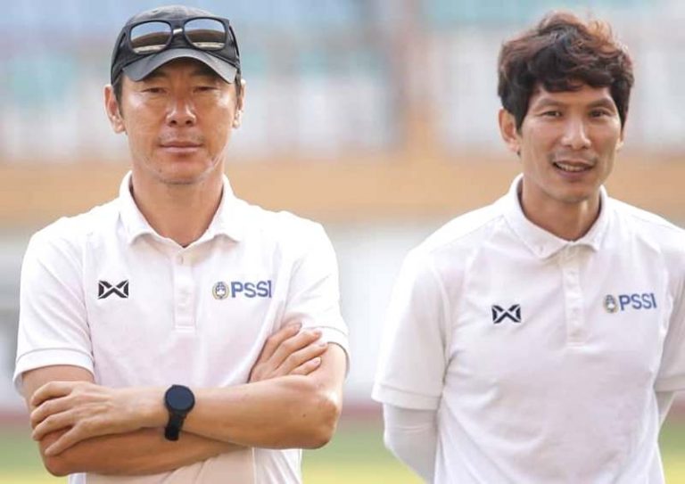 Asisten Pelatih Timnas Ditinggal Pulang Karena Positif Covid-19