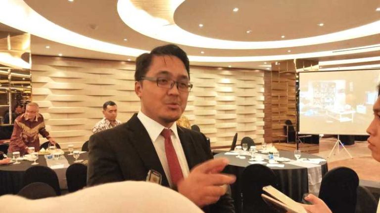 Izin Boleh Bekerja,Mampukah Mendongkrak Produktivitas Perusahaan
