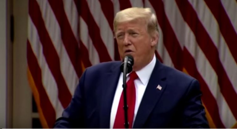 Presiden Amerika Donald Trump Lucuti Hak Istimewa Hong Kong