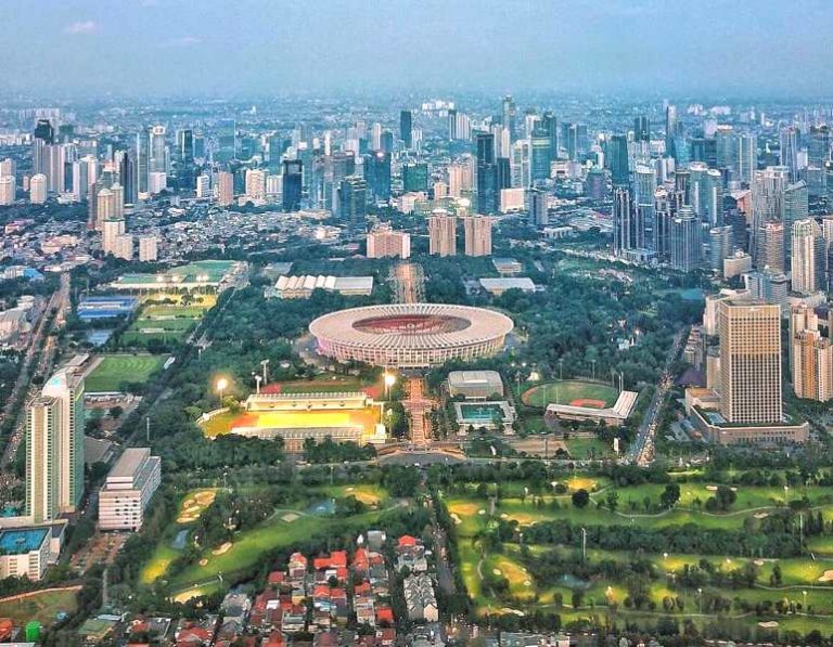 Indef Menilai Ekonomi Indonesia Berpeluang Besar Tumbuh Positif Pasca COVID-19