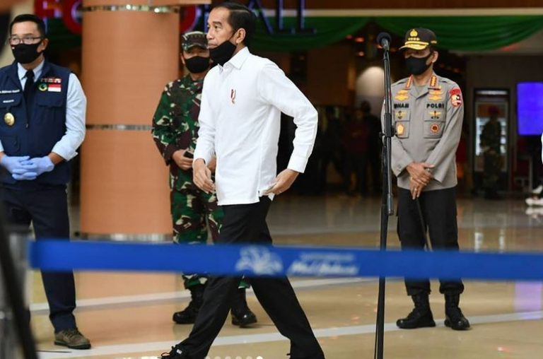 Dampingi Presiden Ke Summarecon Mall Bekasi,Ridwan Kamil Sebut Konsep New Normal