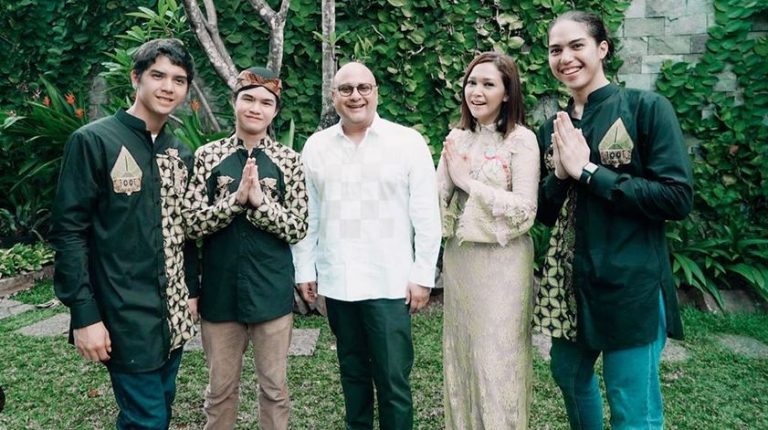 Lebaran Tahun Ini Maia Estianty Tak Menggunakan Baju Baru