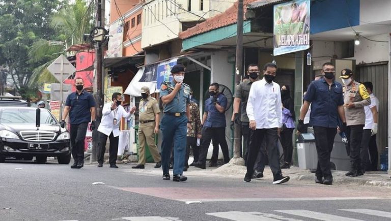 Presiden Perintahkan Penyaluran Bantuan Sosial Dipercepat