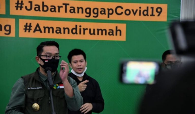 Ini Pertimbangan Ridwan Kamil Berikan Status New Normal di Zona Biru