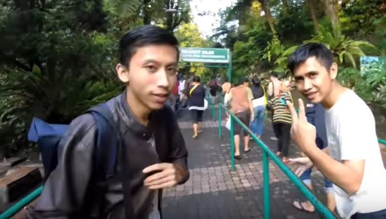 Pengen Rame-rame Lagi Berendam Air Hangat? Jangan Lupa Catat Tempatnya