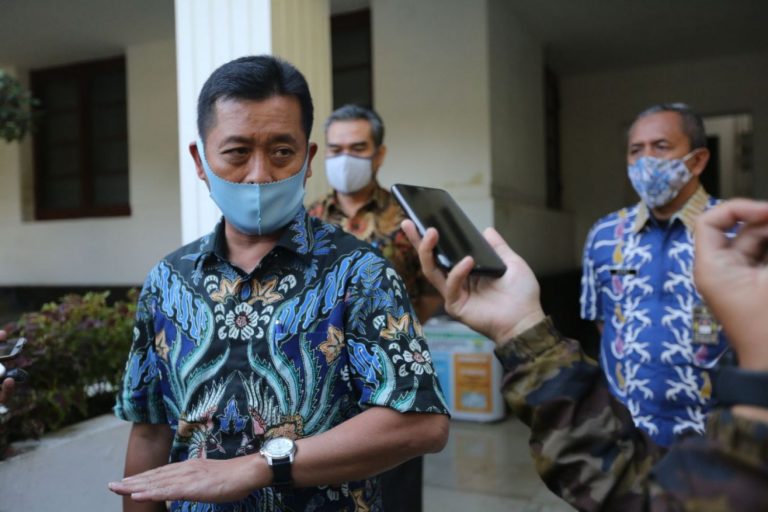 Mal Di Bandung Belum Diperbolehkan Beroperasi