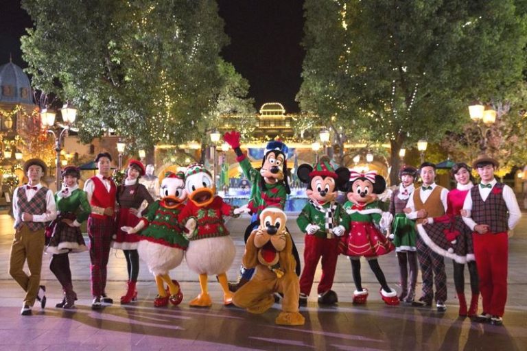 Baru Senin Mau Dibuka, Tiket Disneyland Sudah Ludes Dibeli