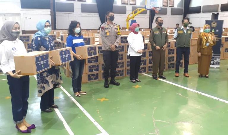 36 Ribu Paket Kerohiman Dari Kemenparekraf Mulai Dibagikan Di Jabar