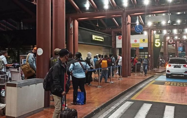 Belum Sepekan, Penumpang Pesawat Naik 100 Persen