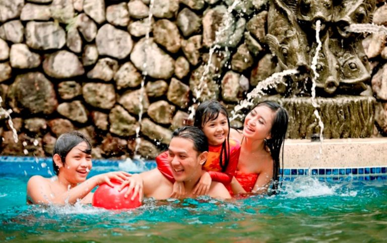 Kolam Rendam Air Panas Kampung Sumber Alam Garut Buka 26 Juni