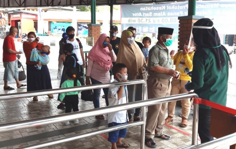 Taman Rekreasi Air Panas Sari Ater Dibuka Kembali