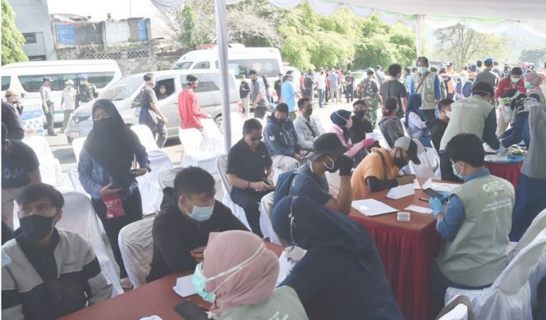 Jumlah Wisatawan Puncak Yang Reaktif Tes Cepat Covid-19 Bertambah