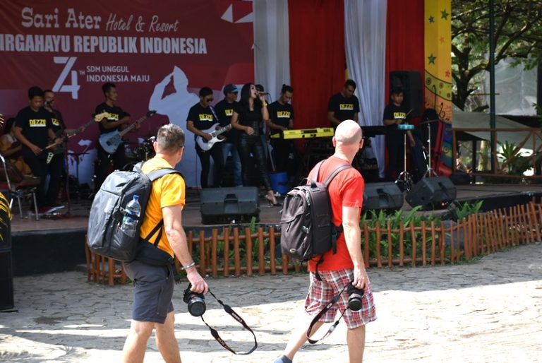 Kemenparekraf Berencana Buka Koridor Pariwisata Untuk 4 Negara
