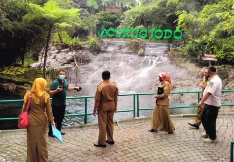 Sari Ater Kedatangan Tim Sidak Untuk Memonitor Kesiapan Pembukaan Taman Rekreasi
