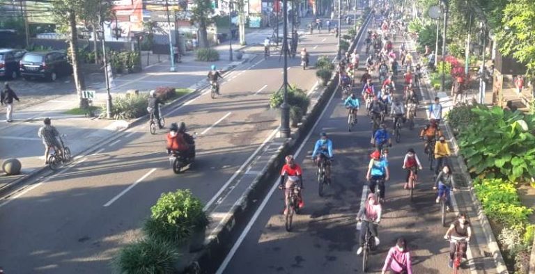 Pemerintah Daerah Diminta Bikin Aturan Pesepeda Di Jalan Raya