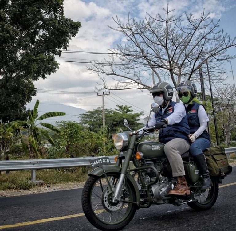 Kang Emil: Mending Naik Motor Peluk-pelukan…