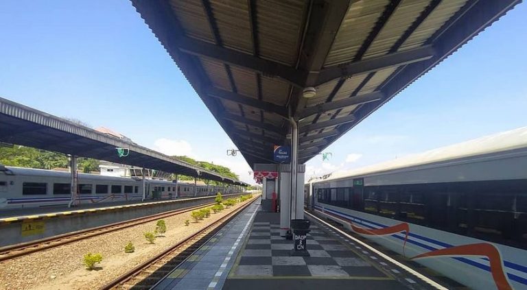 Belum Ada Perubahan Jadwal Kereta Cirebon-Jakarta