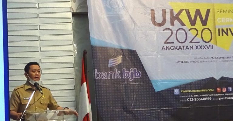 Sekda Ema Sumarna Sebut Media Punya Andil Tentukan Arah Penanganan Pandemi