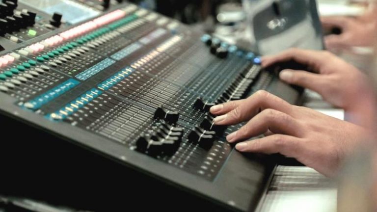 Pelaku Industri Musik Tanah Air Harus Paham Tata Suara