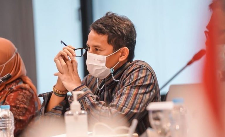 Sandiaga-Erick Sepakat Percepat Persiapan Holding BUMN Pariwisata