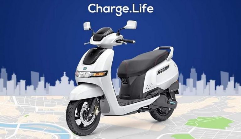 TVS iQube Ramaikan Industri Sepeda Motor Tenaga Listrik