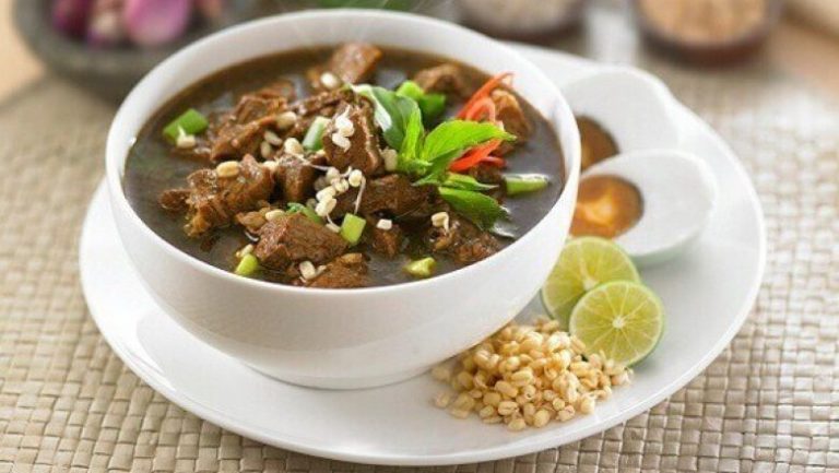 Jadi Sup Terenak di Asia, Ini Resep dan Manfaat Rawon