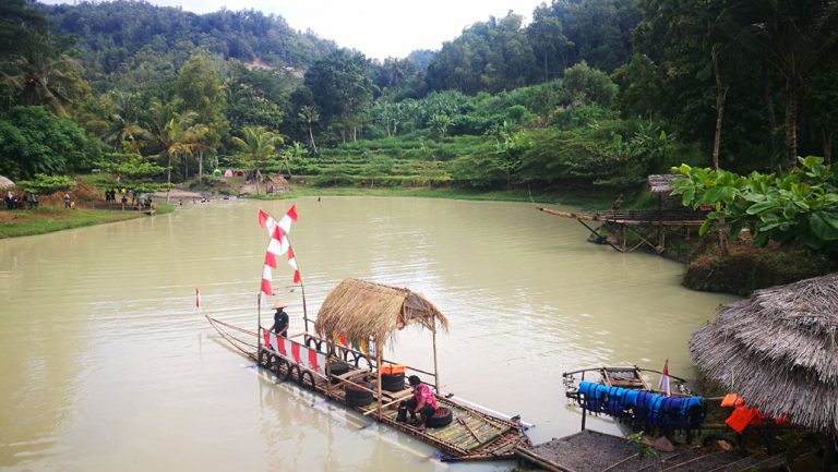 Warga Sleman Gotong Royong Bangun Desa Wisata Embung Blubuk