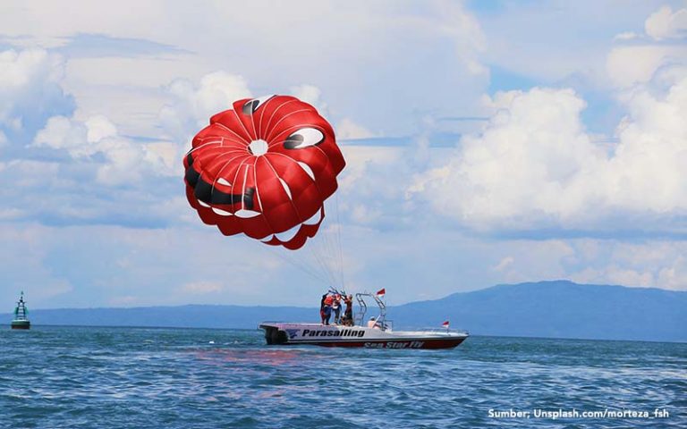 10 Pilihan Wisata Watersport di Bali Paling Hits yang Seru Banget!