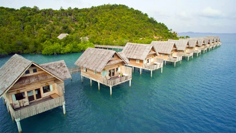 7 Resort di Pulau Seribu yang Wajib Kamu Kunjungi. Cantiknya Kebangetan!