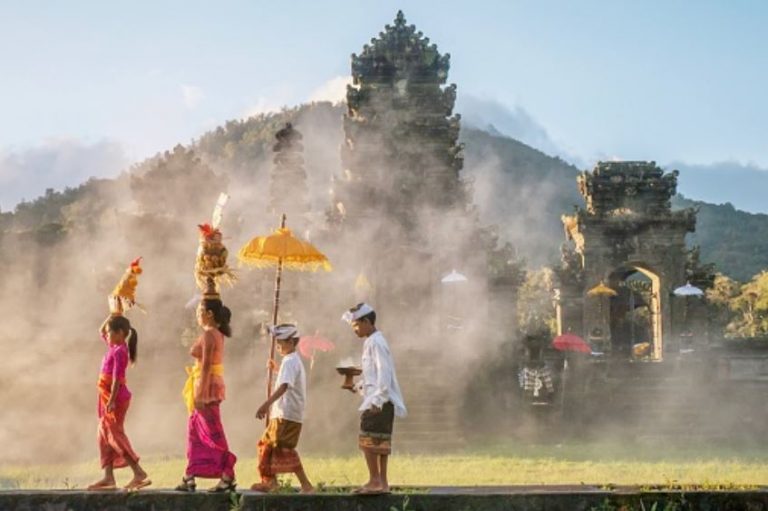 Meningkat Dratis, Wisatawan ke Bali Tembus 8.000 Per Hari
