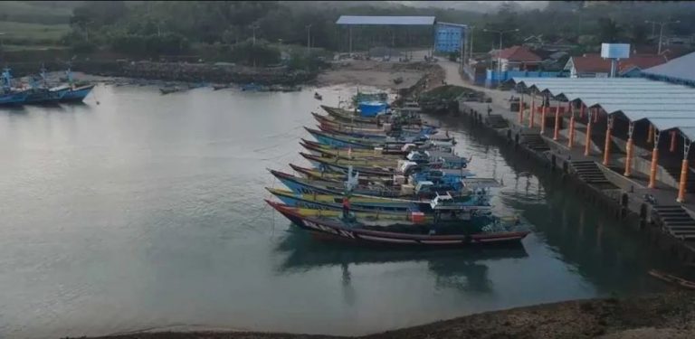 Peringati Hari Nelayan Nasional, Kampung Nelayan Tambakrejo Gekar Wisata Air