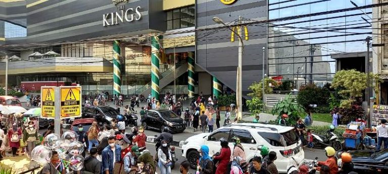 Mall Menunggu Berkah Dari Penerapan Larangan Mudik Lebaran 2021