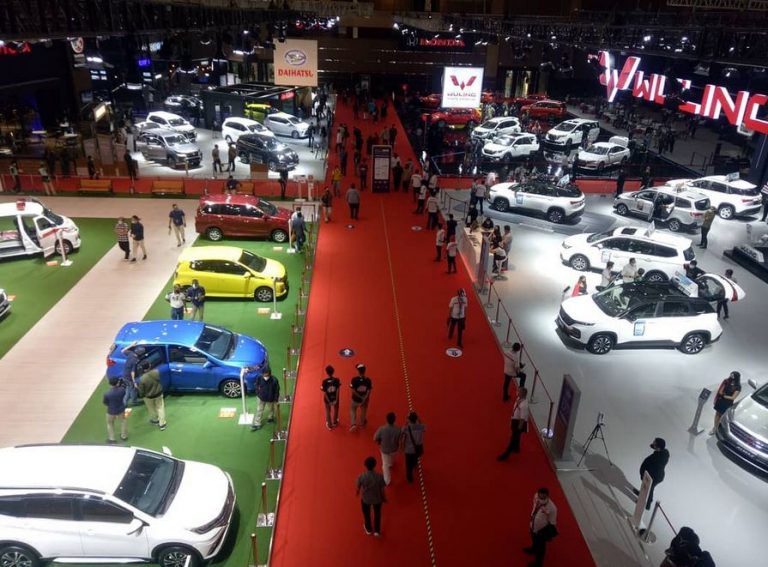 Promo Harga Berbagai Jenis Kendaraan di IIMS 2021, “Buy One Get One”