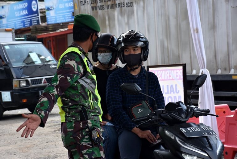 Tak Ada Celah Pemudik Lewati Pos Penyekatan Puncak