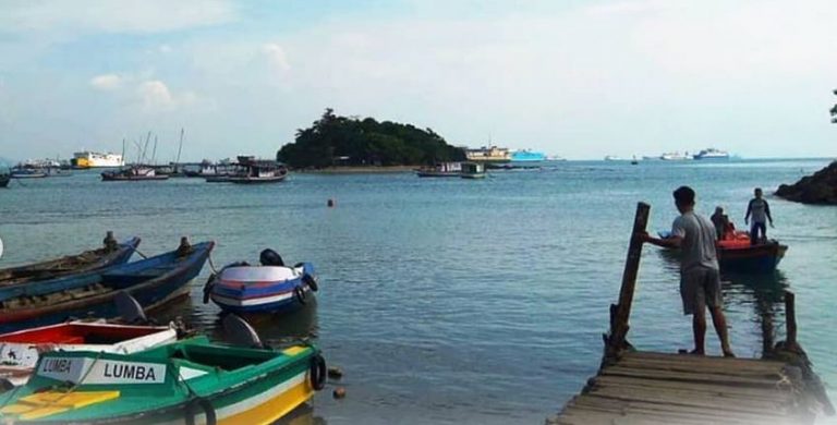 Masuk Zona Merah Kawasan Wisata Banten Ditutup Sementara, Ini Daftarnya