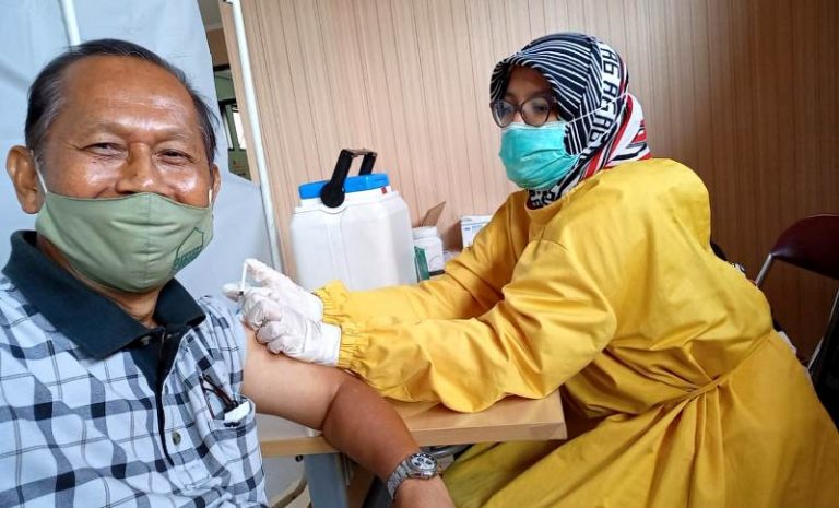 Setelah Lebaran Ada 3.000 Vaksin untuk Pekerja Pariwisata Bandung