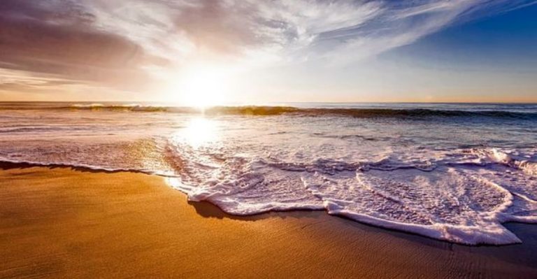Alih Kelola Pantai Ketapang, Warga Datangi Dispar Lombok Timur