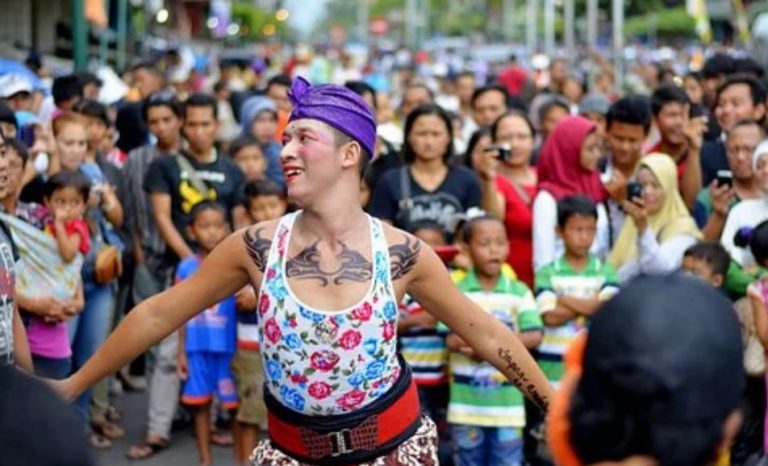 Menyusul Bali, Sandiaga Akan Terapkan Work From Yogyakarta
